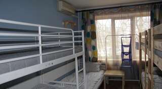 Гостиница Минигостиница_На_Плановой Новосибирск Кровать в общем номере для мужчин и женщин с 8 кроватями-8