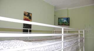 Гостиница Минигостиница_На_Плановой Новосибирск Двухместный номер с 1 двухъярусной кроватью-1